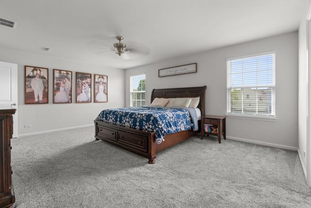 3335 Big Bend Drive, Montgomery, IL 60538