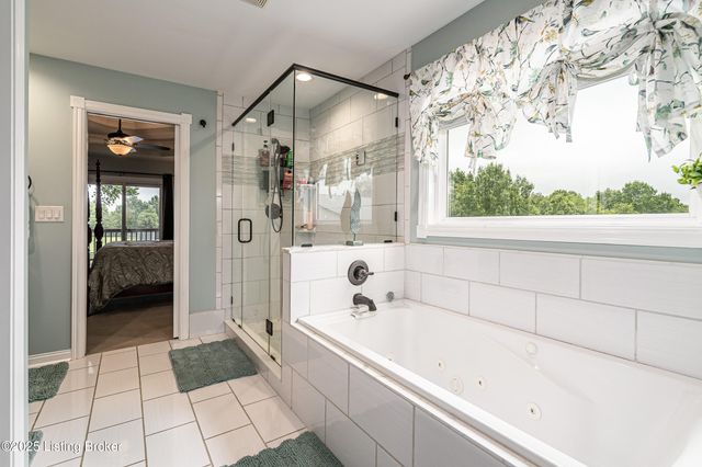 969 John Henry Rd, Taylorsville, KY 40071