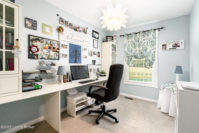 969 John Henry Rd, Taylorsville, KY 40071