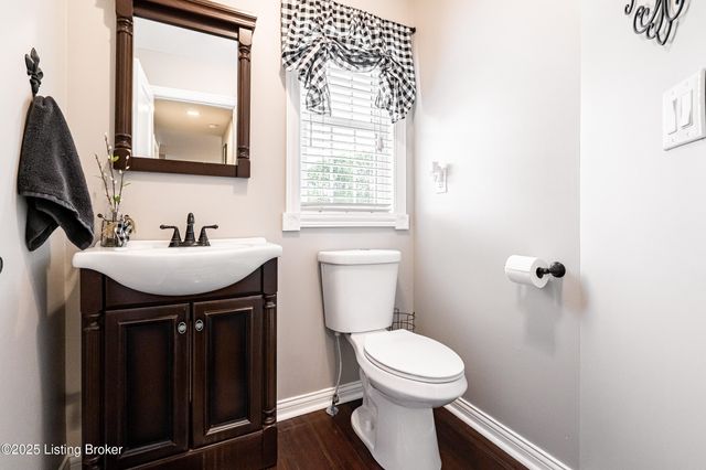 969 John Henry Rd, Taylorsville, KY 40071