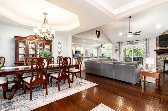 969 John Henry Rd, Taylorsville, KY 40071