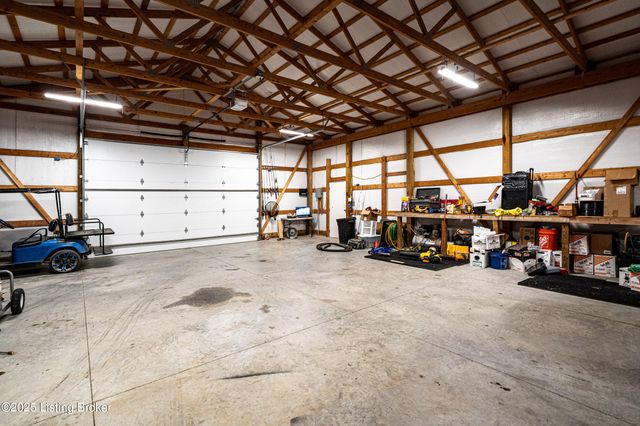 969 John Henry Rd, Taylorsville, KY 40071