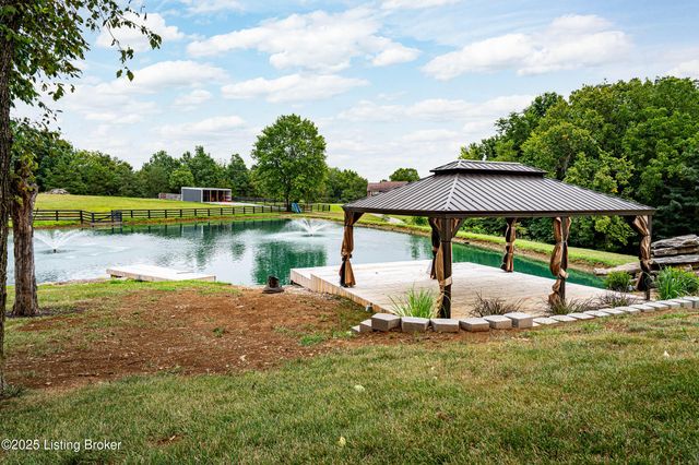 969 John Henry Rd, Taylorsville, KY 40071