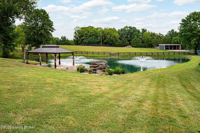 969 John Henry Rd, Taylorsville, KY 40071