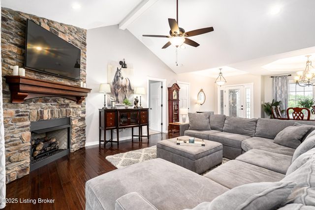 969 John Henry Rd, Taylorsville, KY 40071