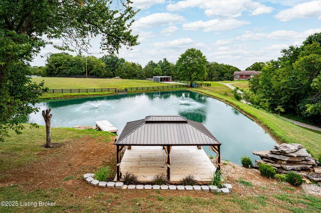 969 John Henry Rd, Taylorsville, KY 40071