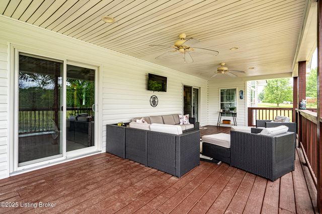 969 John Henry Rd, Taylorsville, KY 40071