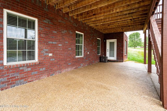 969 John Henry Rd, Taylorsville, KY 40071