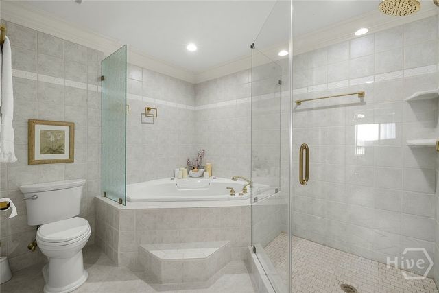 2902 River Drive B-301, Savannah, GA 31404