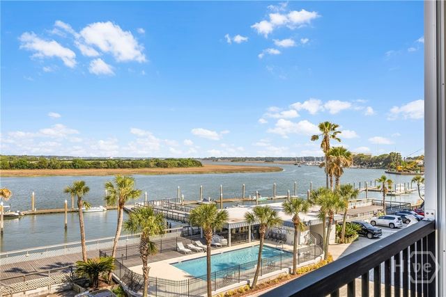 2902 River Drive B-301, Savannah, GA 31404