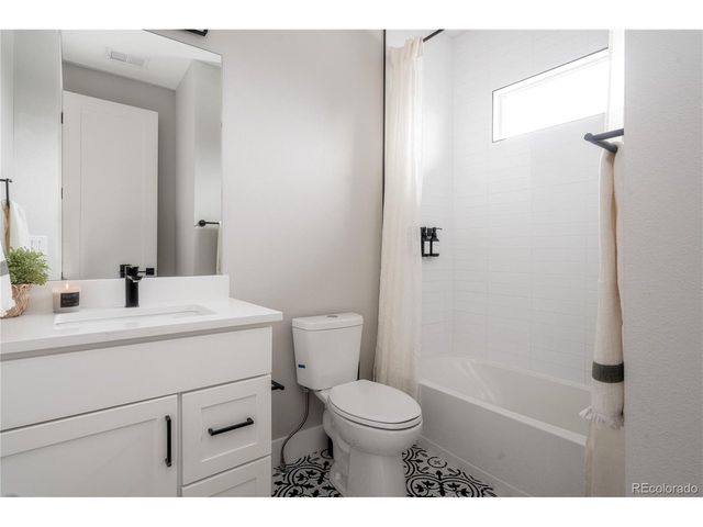 4403 S Acoma St, Englewood, CO 80110