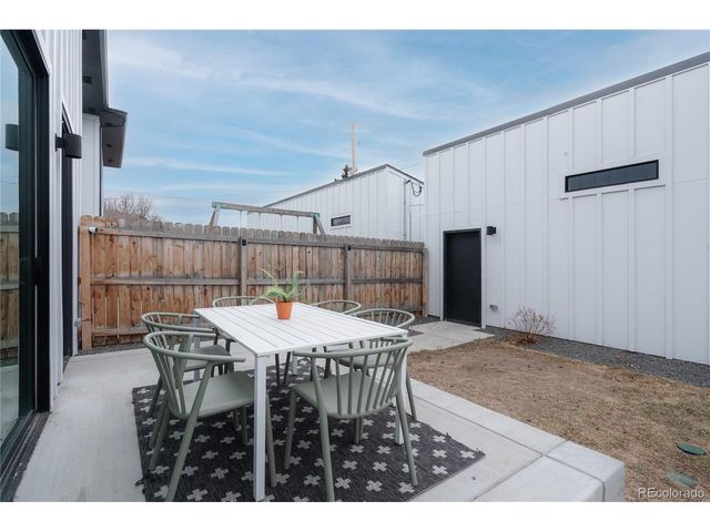 4403 S Acoma St, Englewood, CO 80110