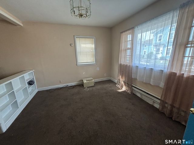 70 East Dover Street, Waterbury, CT 06706