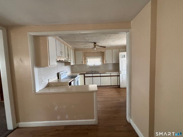 70 East Dover Street, Waterbury, CT 06706