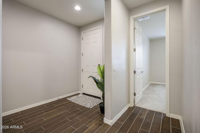 12515 W TUCKEY Lane, Glendale, AZ 85307