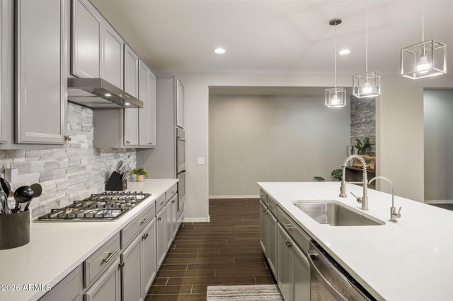 12515 W TUCKEY Lane, Glendale, AZ 85307