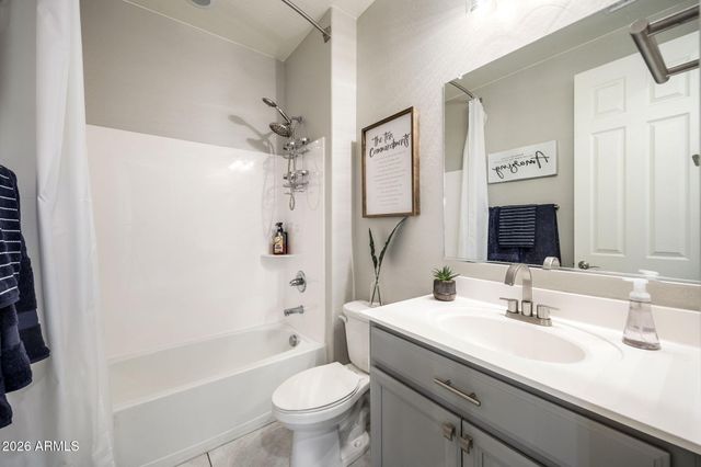 12515 W TUCKEY Lane, Glendale, AZ 85307