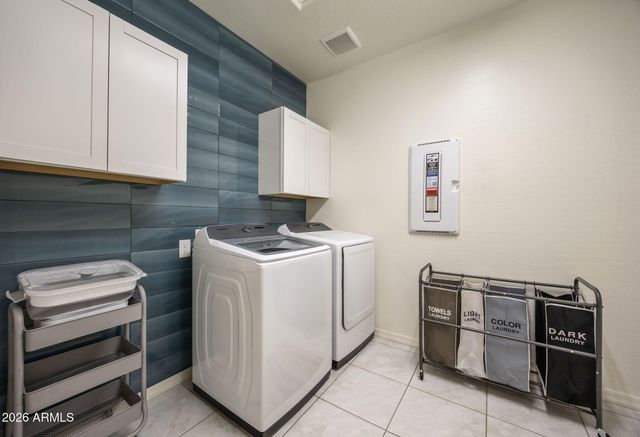 12515 W TUCKEY Lane, Glendale, AZ 85307