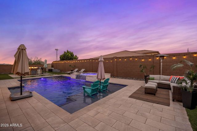 12515 W TUCKEY Lane, Glendale, AZ 85307