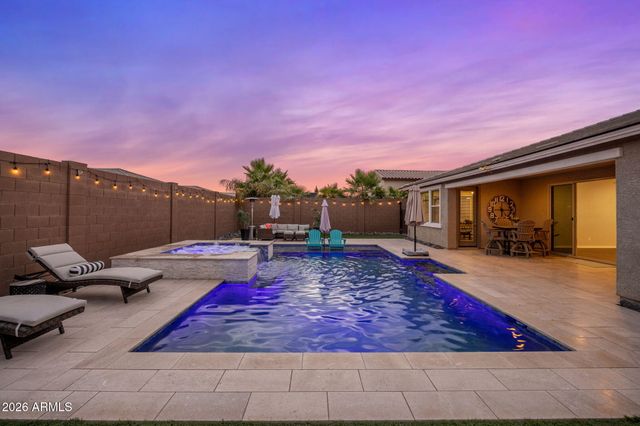 12515 W TUCKEY Lane, Glendale, AZ 85307