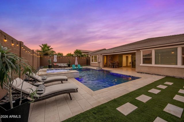 12515 W TUCKEY Lane, Glendale, AZ 85307