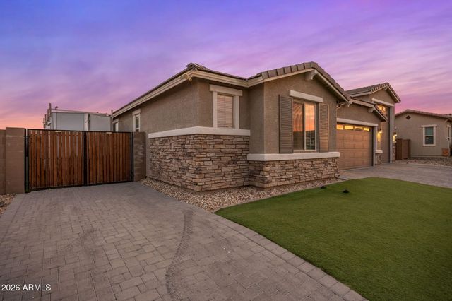 12515 W TUCKEY Lane, Glendale, AZ 85307