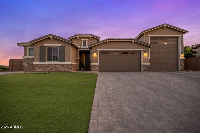 12515 W TUCKEY Lane, Glendale, AZ 85307