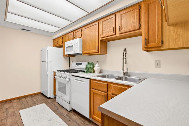 2536 Trotterslane Drive, Columbus, OH 43235