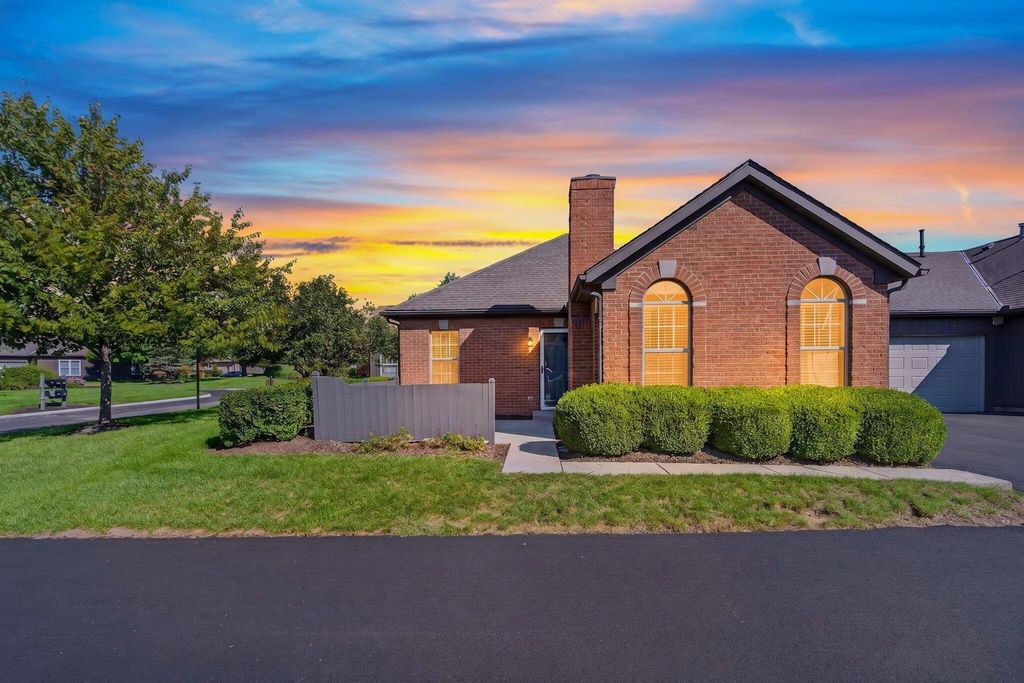 2536 Trotterslane Drive, Columbus, OH 43235