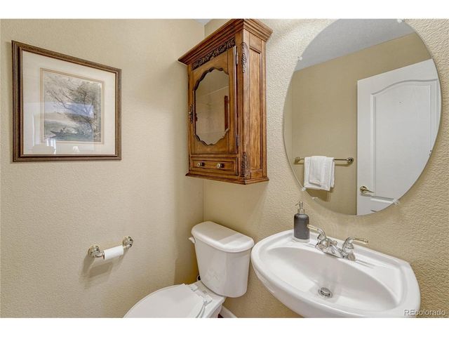 1624 Golden Bear Dr, Longmont, CO 80504