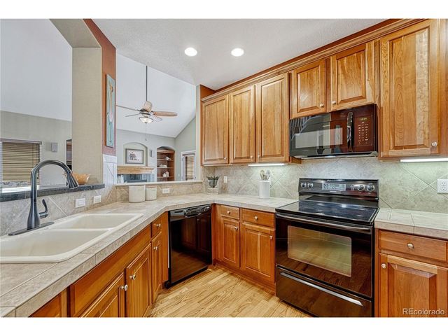 1624 Golden Bear Dr, Longmont, CO 80504