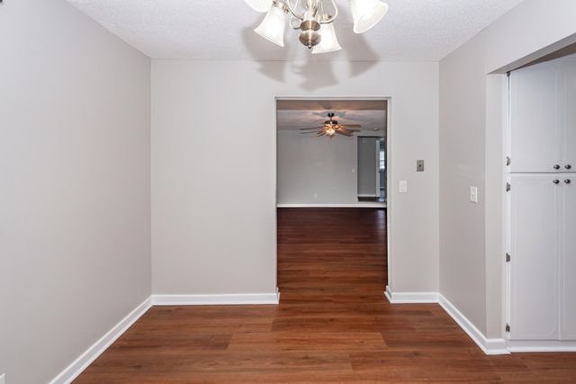 1520 N Avalon Circle, Charleston, SC 29407