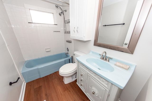 1520 N Avalon Circle, Charleston, SC 29407