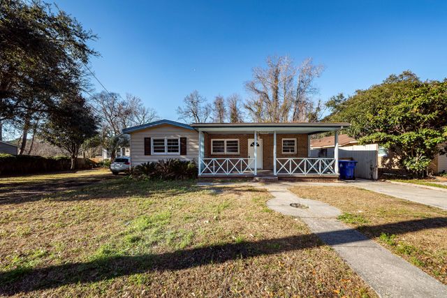 1520 N Avalon Circle, Charleston, SC 29407