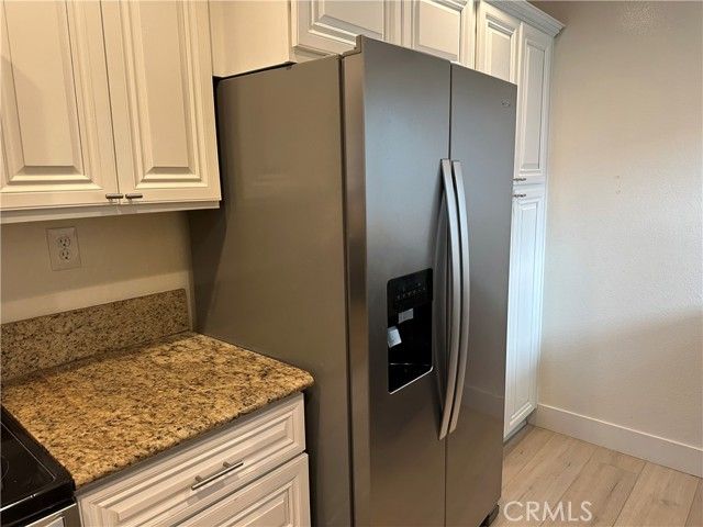 4648 Park Granada 170, Calabasas, CA 91302