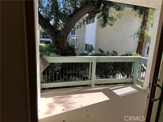 4648 Park Granada 170, Calabasas, CA 91302