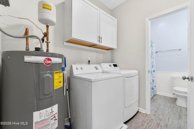 1616 E Dolphin Drive, Oak Island, NC 28465