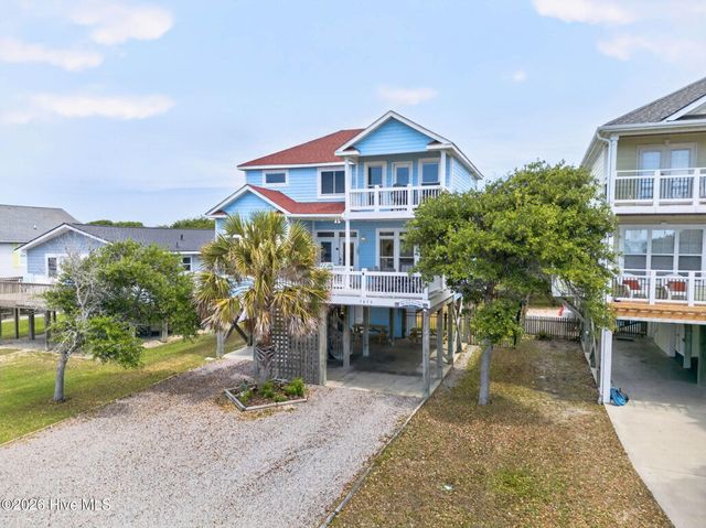 1616 E Dolphin Drive, Oak Island, NC 28465
