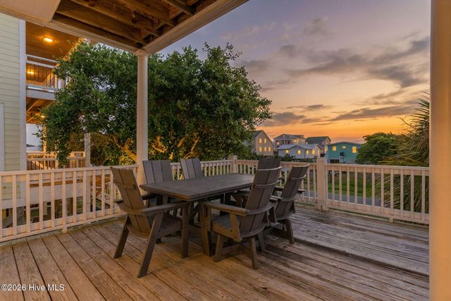 1616 E Dolphin Drive, Oak Island, NC 28465