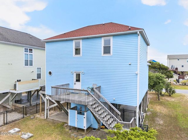 1616 E Dolphin Drive, Oak Island, NC 28465