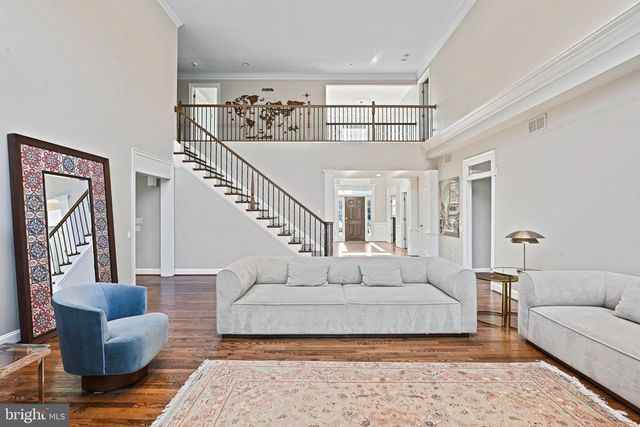 1411 WOODHURST BLVD, Mclean, VA 22102