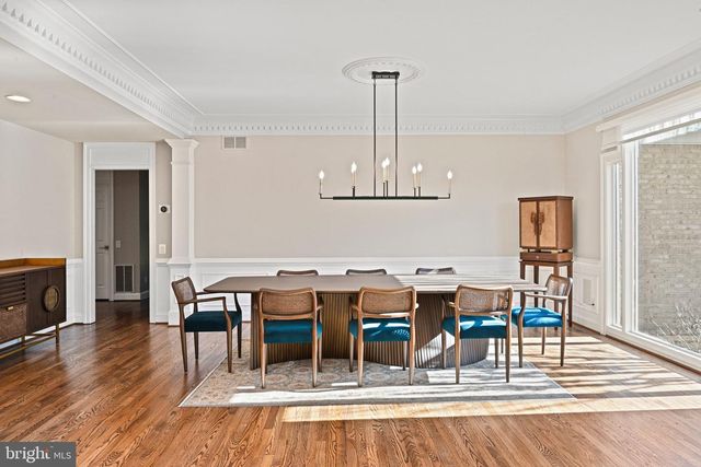 1411 WOODHURST BLVD, Mclean, VA 22102