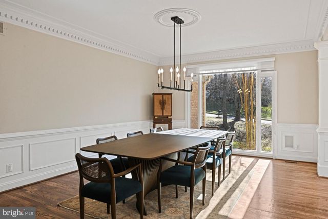 1411 WOODHURST BLVD, Mclean, VA 22102