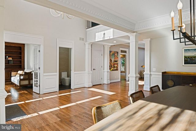 1411 WOODHURST BLVD, Mclean, VA 22102