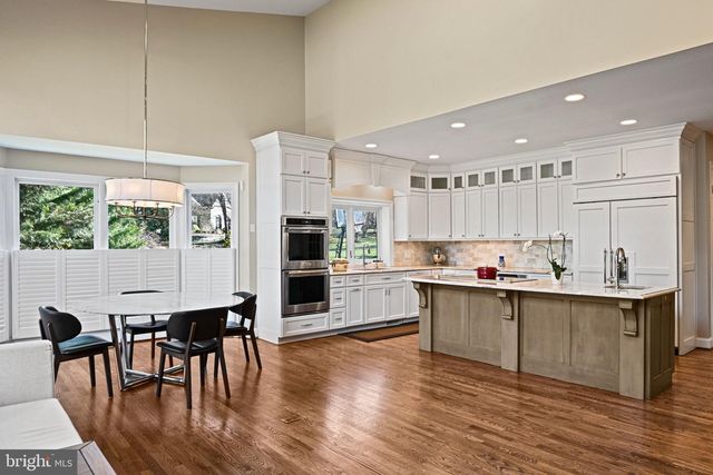 1411 WOODHURST BLVD, Mclean, VA 22102