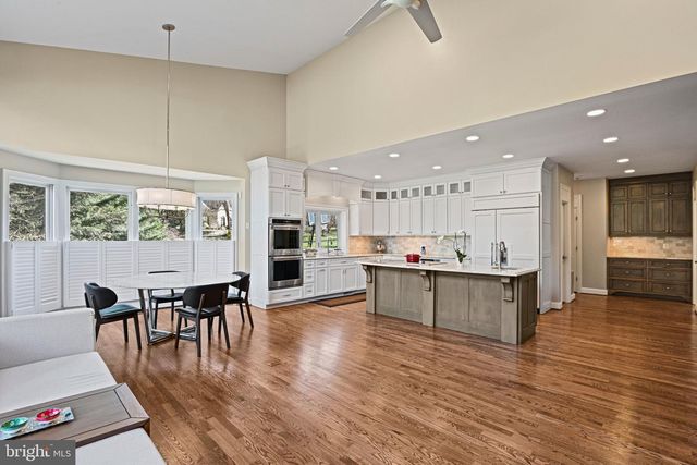 1411 WOODHURST BLVD, Mclean, VA 22102