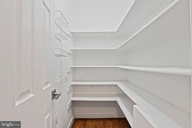 1411 WOODHURST BLVD, Mclean, VA 22102