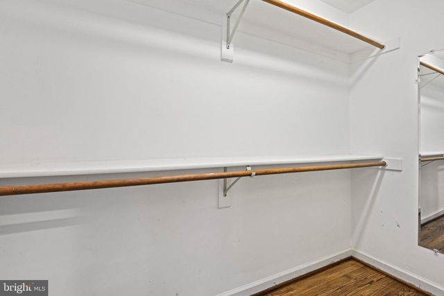 1411 WOODHURST BLVD, Mclean, VA 22102