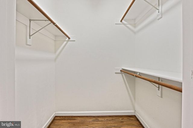 1411 WOODHURST BLVD, Mclean, VA 22102