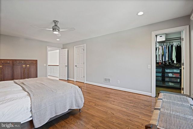 1411 WOODHURST BLVD, Mclean, VA 22102